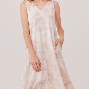 PACT NWT - Far out tie-dye midi dress.
